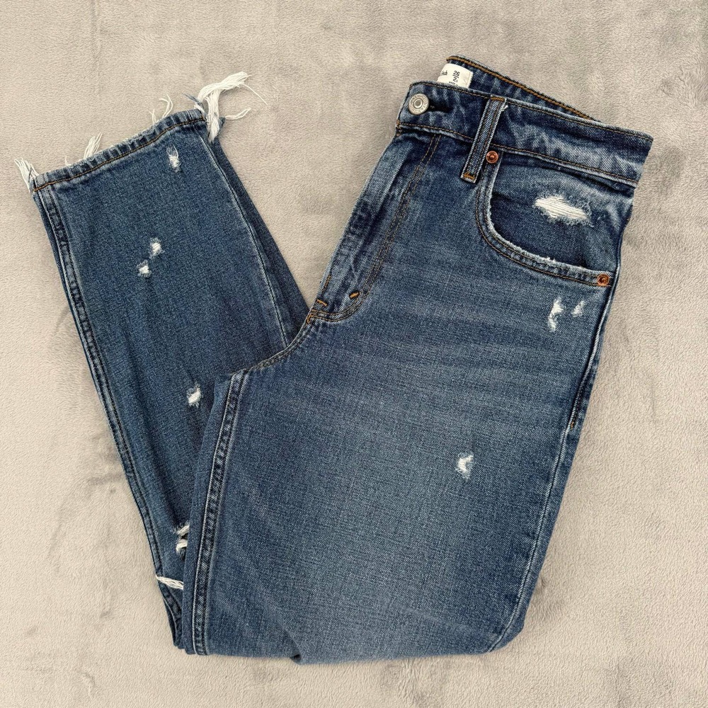 Abercrombie &‎ Fitch The Mom High Rise Distressed Jeans Medium Wash Blue 26 2R